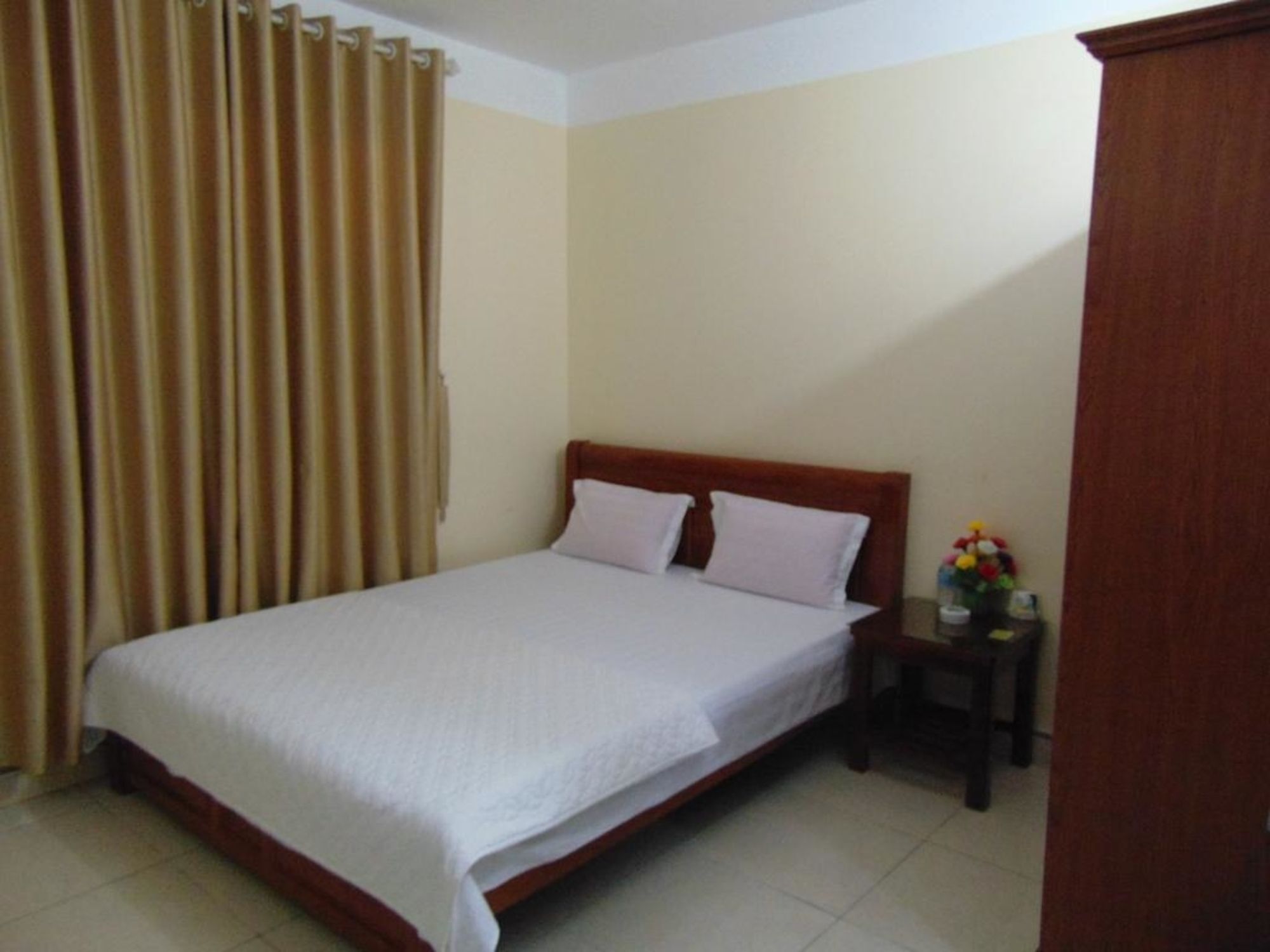 Noi Bai Golden Hotel Exterior photo